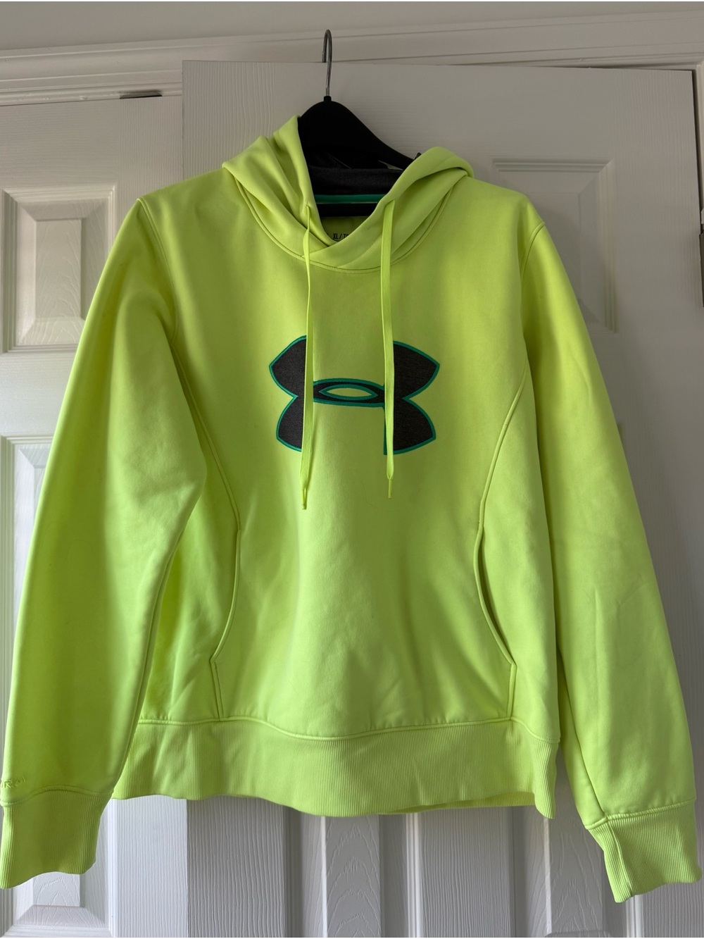 Under Armour Women’s Neon Yellow Pullover Hoodie - Size XL